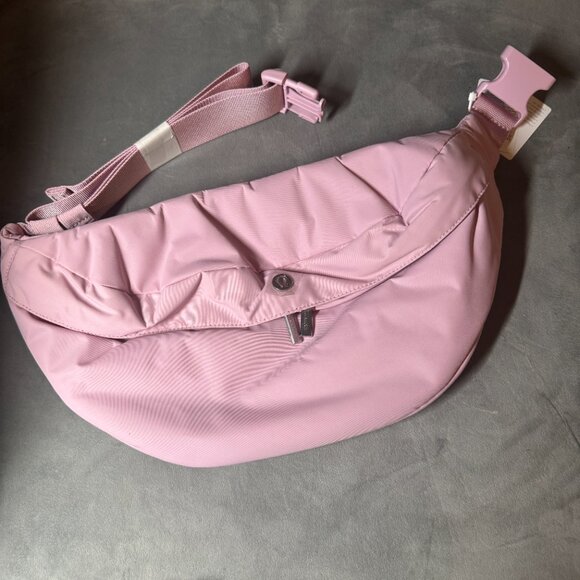 Lululemon‎ Athletica Large Classic Pink Peony Belt Bag 3.5L NEW WITH TAG rare - Picture 1 of 11